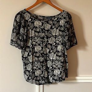 Lucky Brand top